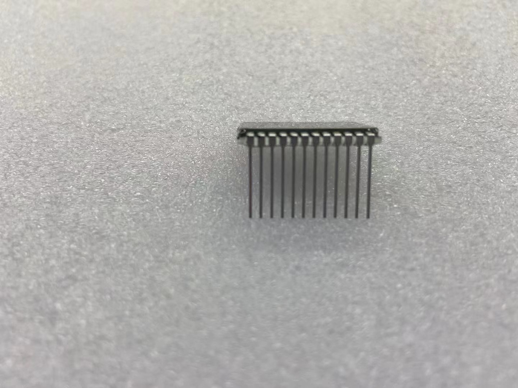 Positiv 6 O Clock 18-Pin-Treibstoffspender HTN-LCD-Display für Multimedia-Wiedergabe